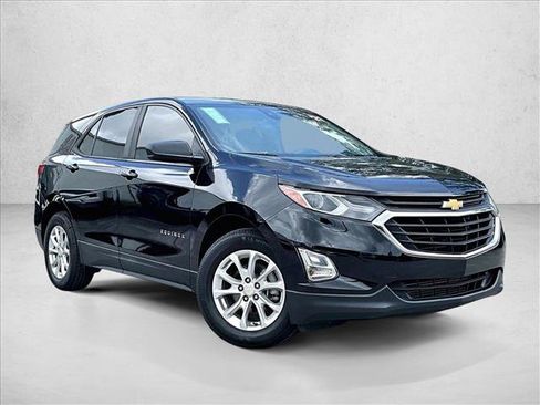 Used 2021 Chevrolet Equinox LS FWD image 12