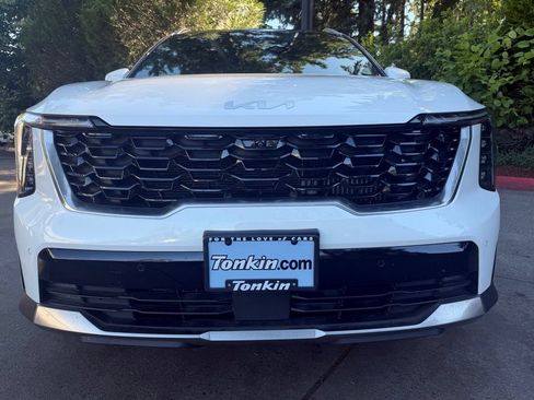 Used 2025 Kia Sorento SX Prestige AWD/4WD image 9