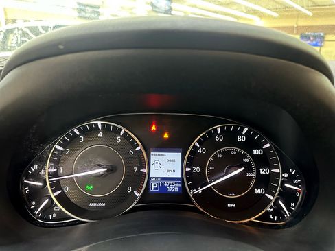 Used 2018 Nissan Armada SL w/ Moonroof Package image 26