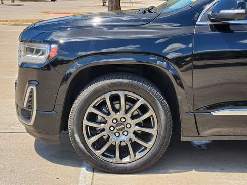 Used 2023 GMC Acadia Denali w/ Black Diamond Edition FWD image 8