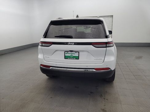 Used 2023 Jeep Grand Cherokee Laredo w/ Luxury Tech Group I image 7