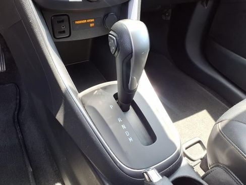 Used 2018 Chevrolet Trax LT w/ LT Convenience Package AWD/4WD image 8