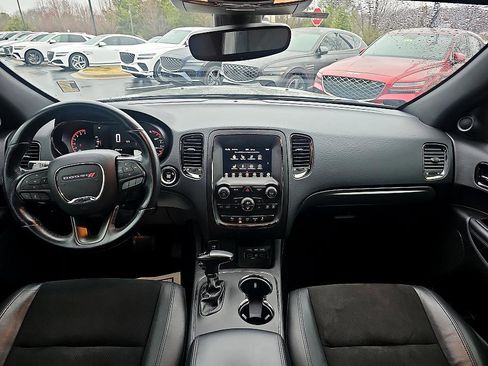 Used 2020 Dodge Durango GT image 31