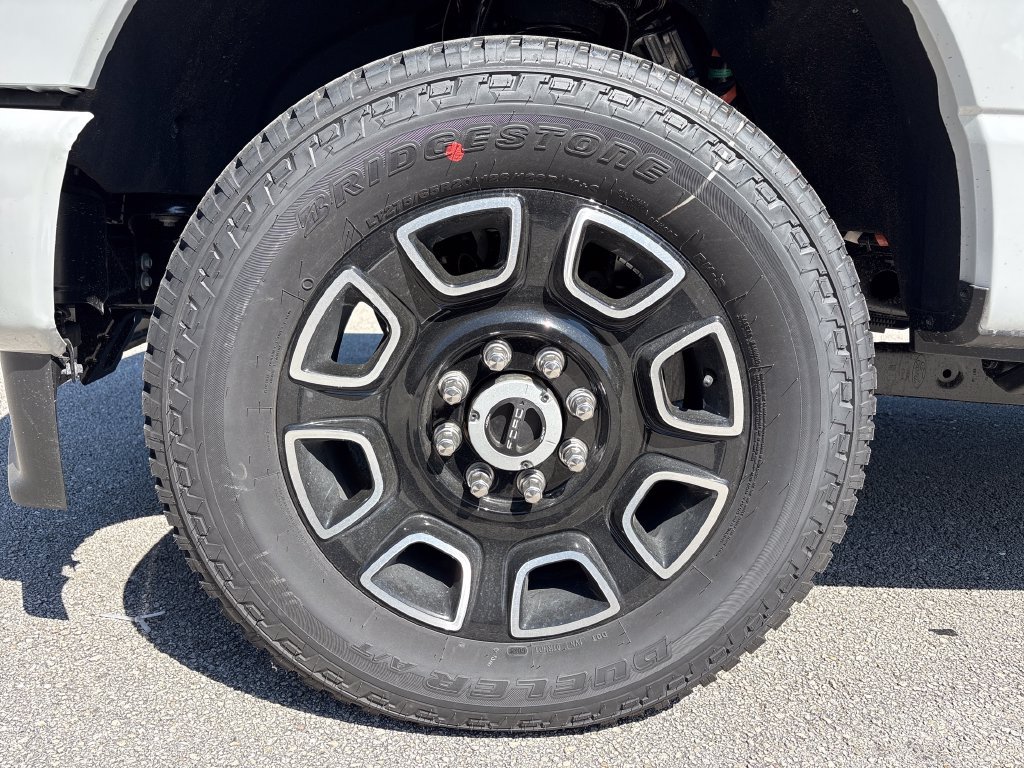 New 2026 Ford F350 Platinum AWD/4WD image 11