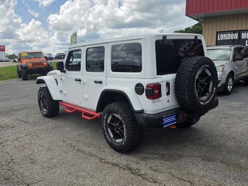 Used 2018 Jeep Wrangler Unlimited Rubicon AWD/4WD image 2