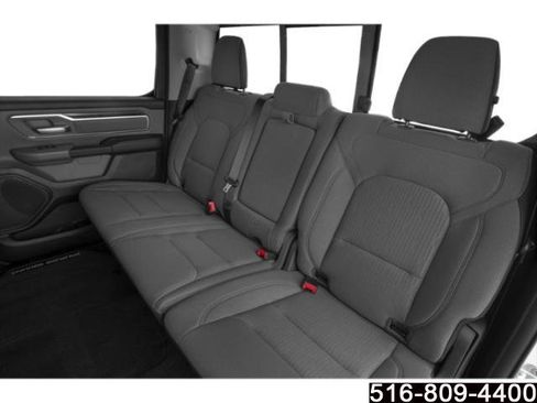 Used 2021 RAM 1500 Big Horn AWD/4WD image 17