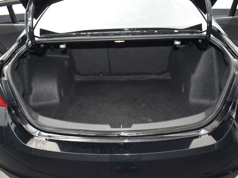 Used 2021 Chevrolet Malibu LS image 24