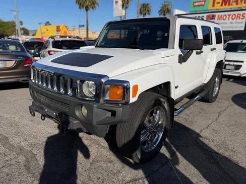Used 2007 HUMMER H3 image 8