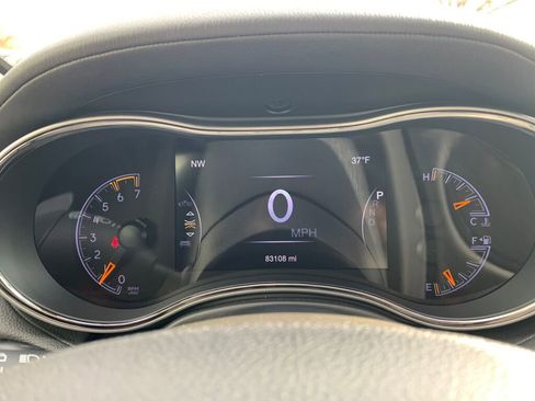 Used 2018 Jeep Grand Cherokee High Altitude image 16