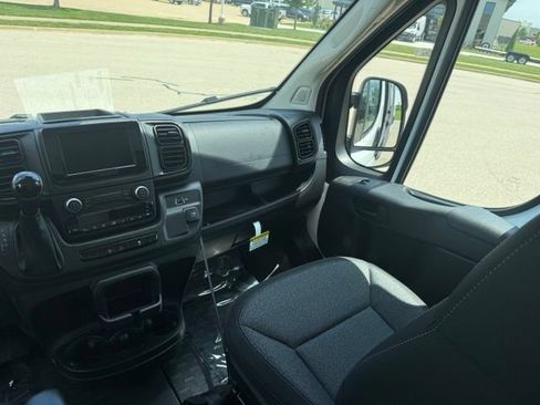New 2026 RAM ProMaster 2500 w/ Convenience Group FWD image 18