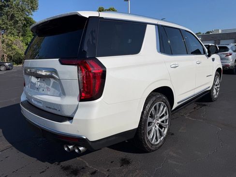 Used 2021 GMC Yukon Denali w/ Denali Ultimate Package AWD/4WD image 7