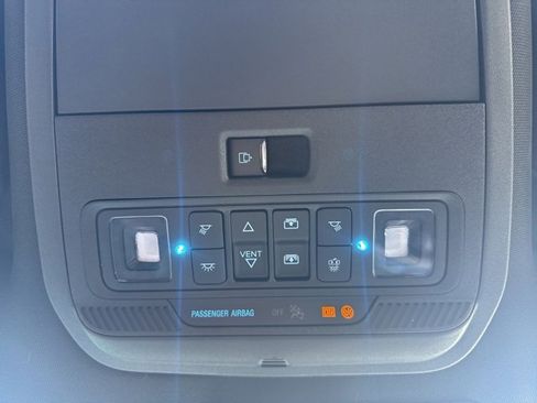 Used 2025 Ford F350 Platinum image 17