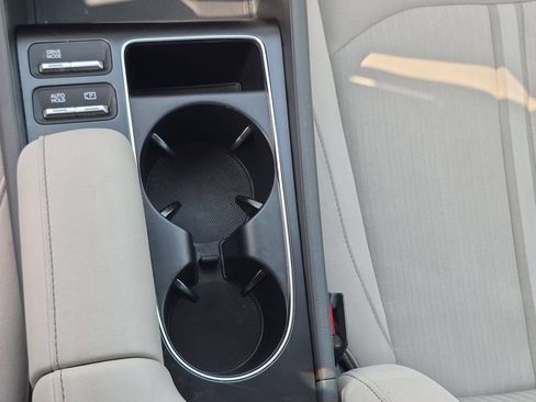 Used 2025 Hyundai Sonata SEL FWD image 24