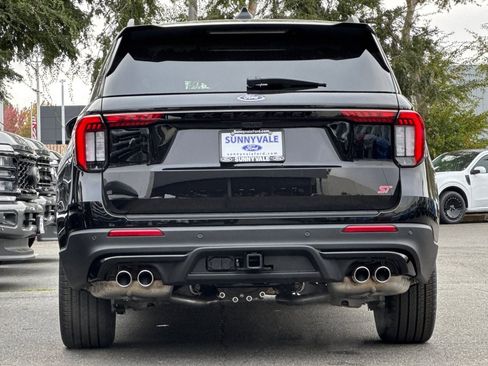 New 2026 Ford Explorer ST w/ Sun And Sound Package image 6
