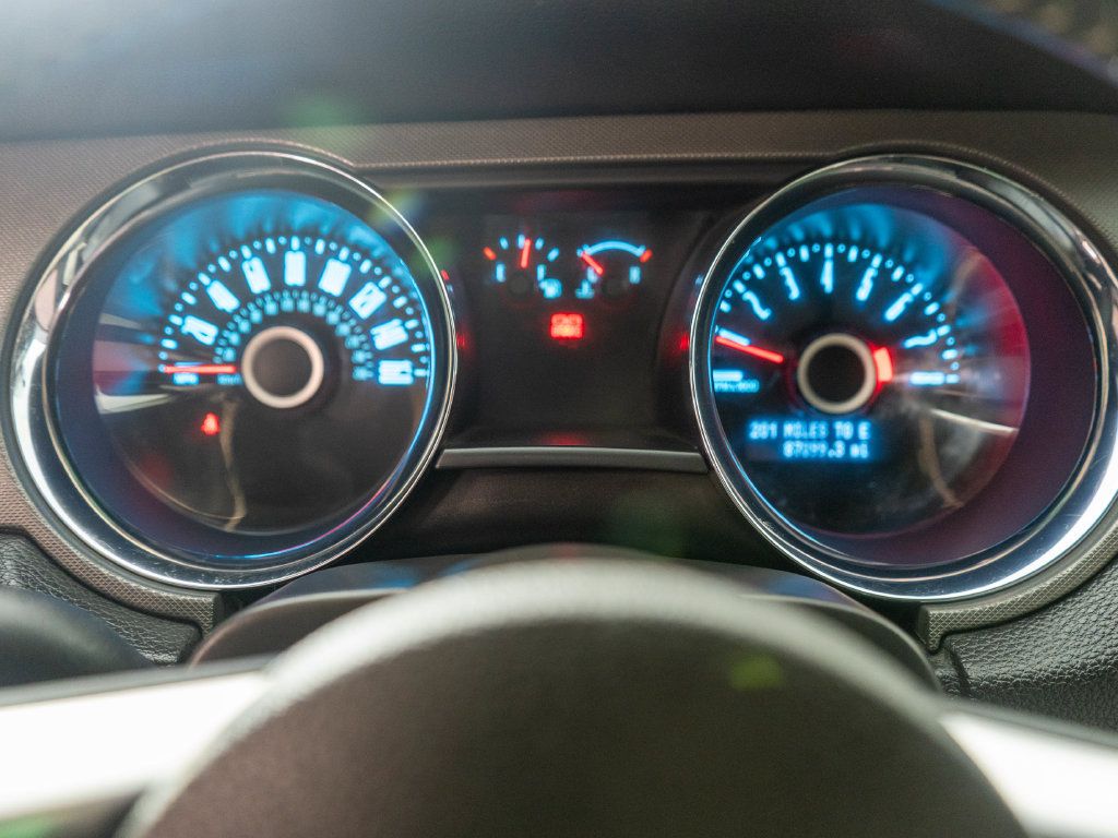 Used 2014 Ford Mustang GT RWD image 15