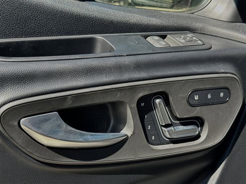 Used 2024 Mercedes-Benz Sprinter 2500 image 11