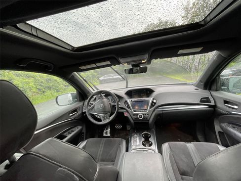 Used 2020 Acura MDX A-Spec AWD/4WD image 32
