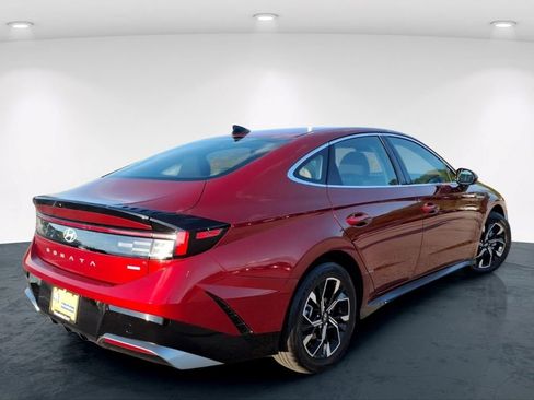 Used 2024 Hyundai Sonata SEL AWD/4WD image 8