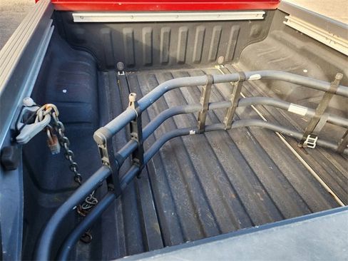 Used 2017 Nissan Frontier SV w/ SV Value Truck Package image 8