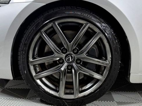 Used 2019 Lexus IS 350 F Sport w/ F Sport Package image 9