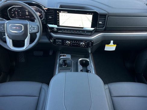 New 2026 GMC Sierra 1500 SLT image 12