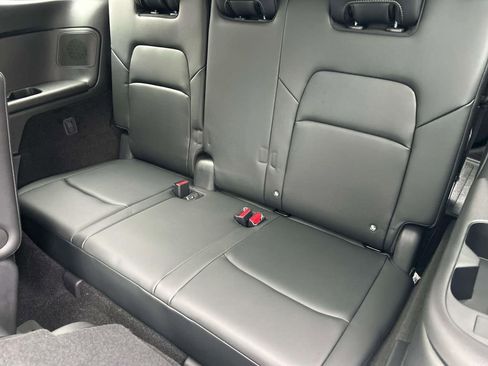 New 2026 Nissan Pathfinder Platinum AWD/4WD image 23