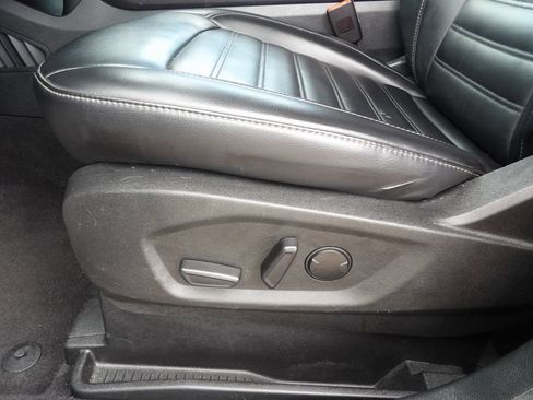 Used 2024 Ford Edge SEL AWD/4WD image 12