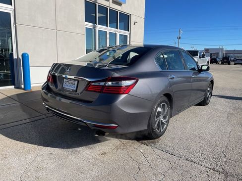 Used 2016 Honda Accord LX image 5