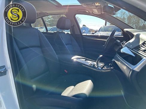 Used 2014 BMW 528i Sedan image 16