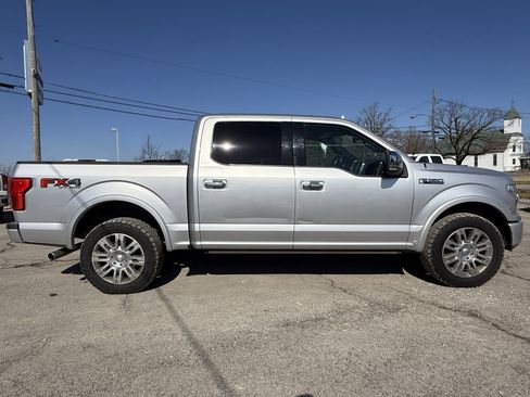 Used 2018 Ford F150 Platinum w/ Equipment Group 701A Luxury image 8