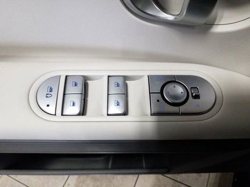 Certified 2024 Hyundai Ioniq 5 SEL image 11