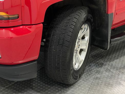 Used 2018 Chevrolet Silverado 1500 LT w/ All Star Edition AWD/4WD image 32