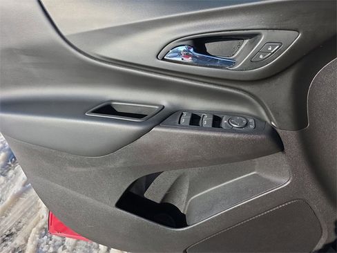 Used 2019 Chevrolet Equinox LT image 13