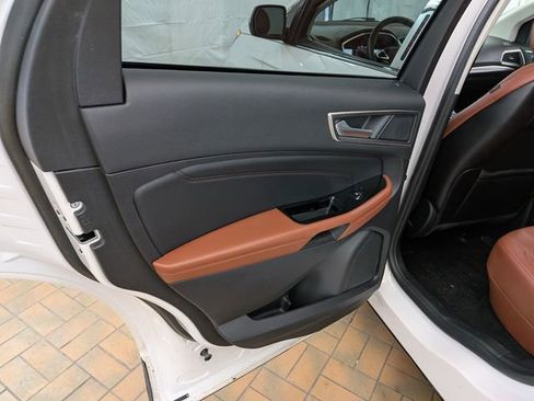 Certified 2019 Ford Edge Titanium w/ Equipment Group 301A image 20