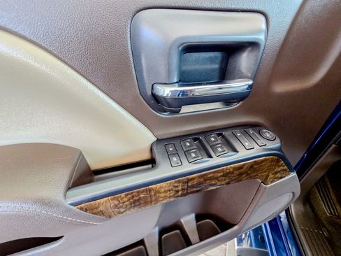 Used 2017 Chevrolet Silverado 1500 LT w/ Max Trailering Package image 15