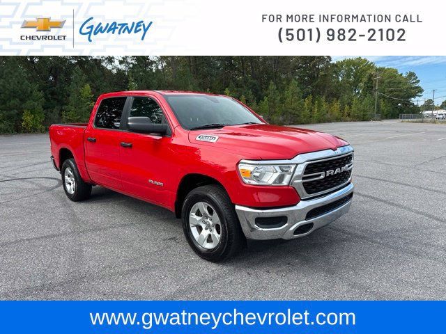 Used 2023 RAM 1500 Big Horn AWD/4WD image 3