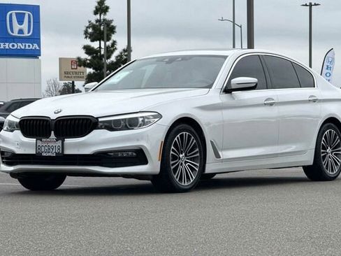 Used 2018 BMW 540i image 8