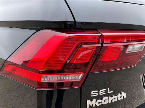 Used 2024 Volkswagen Tiguan SEL R-Line image 25