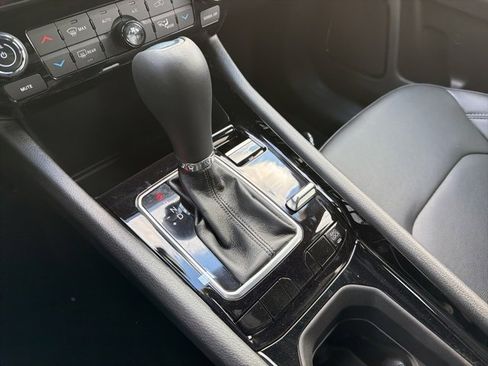 New 2026 Jeep Compass Limited image 16