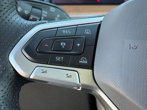 New 2026 Volkswagen Tiguan SEL R-Line AWD/4WD image 16