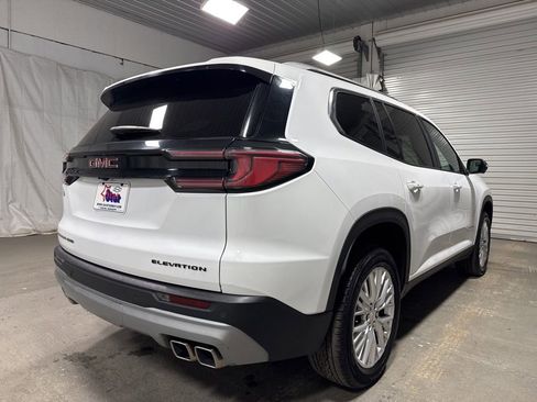 Used 2024 GMC Acadia Elevation AWD/4WD image 7