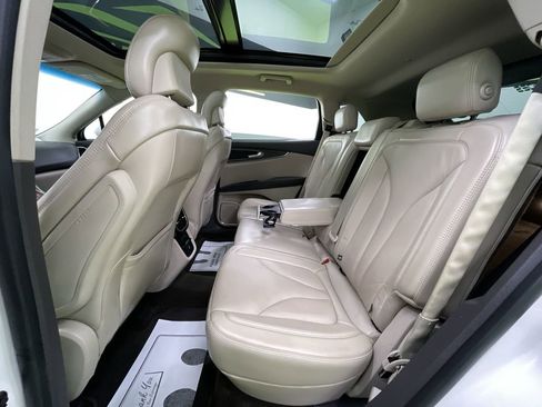 Used 2016 Lincoln MKX Reserve w/ Technology Package image 28