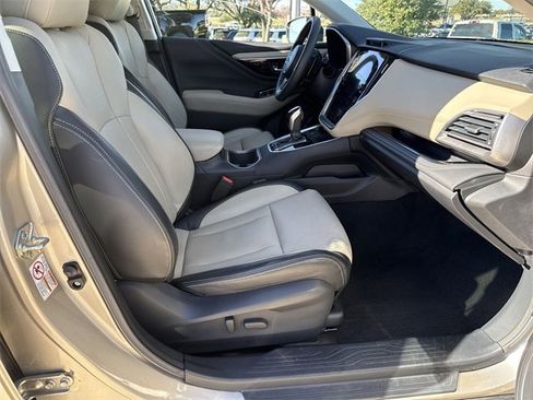 Used 2020 Subaru Outback Limited image 15