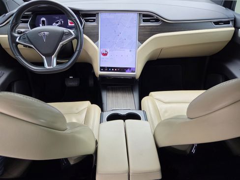 Used 2016 Tesla Model X 70D AWD/4WD image 17