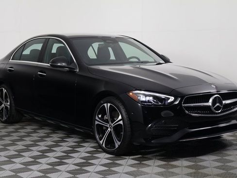 Used 2025 Mercedes-Benz C 300 Sedan image 3