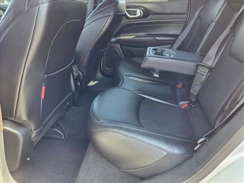 Used 2024 Jeep Compass Trailhawk image 18