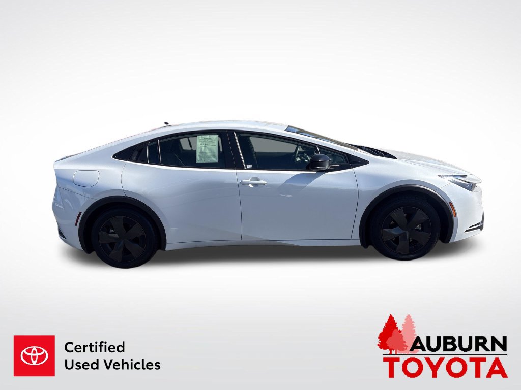 Certified 2026 Toyota Prius Plug-In Hybrid FWD image 5