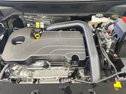 New 2026 Chevrolet Equinox ACTIV w/ Convenience Package III AWD/4WD image 20