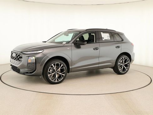 New 2026 Audi Q3 quattro 2.0T image 13