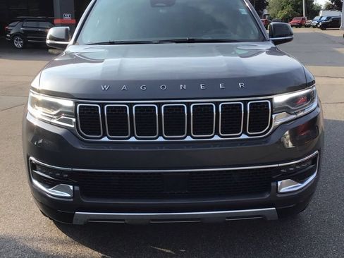 Used 2024 Jeep Wagoneer Series III AWD/4WD image 2